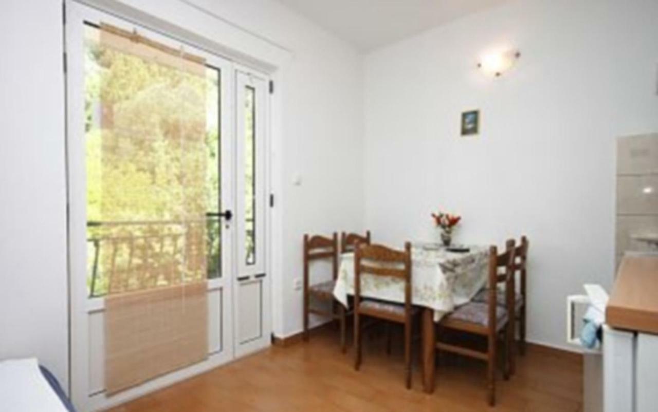 Apartments Marinovac Živogošće Esterno foto