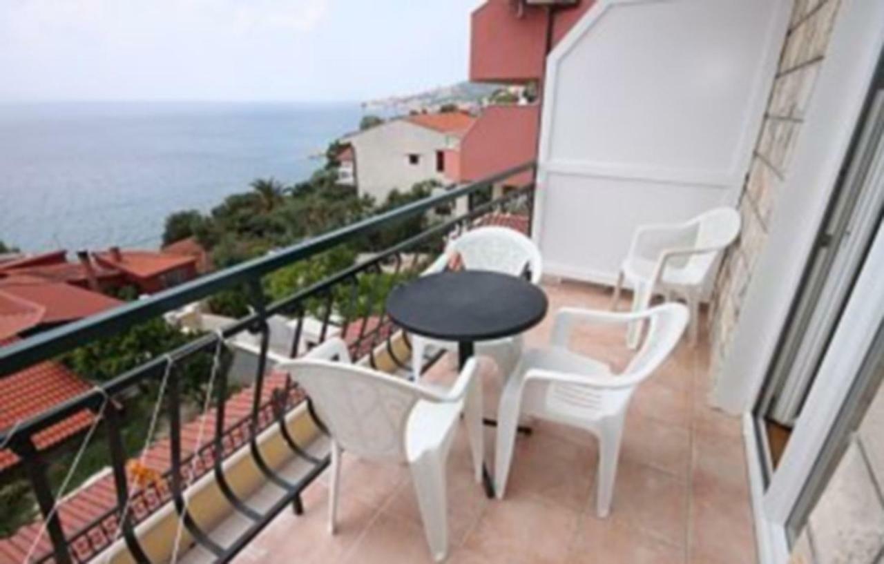 Apartments Marinovac Živogošće Esterno foto